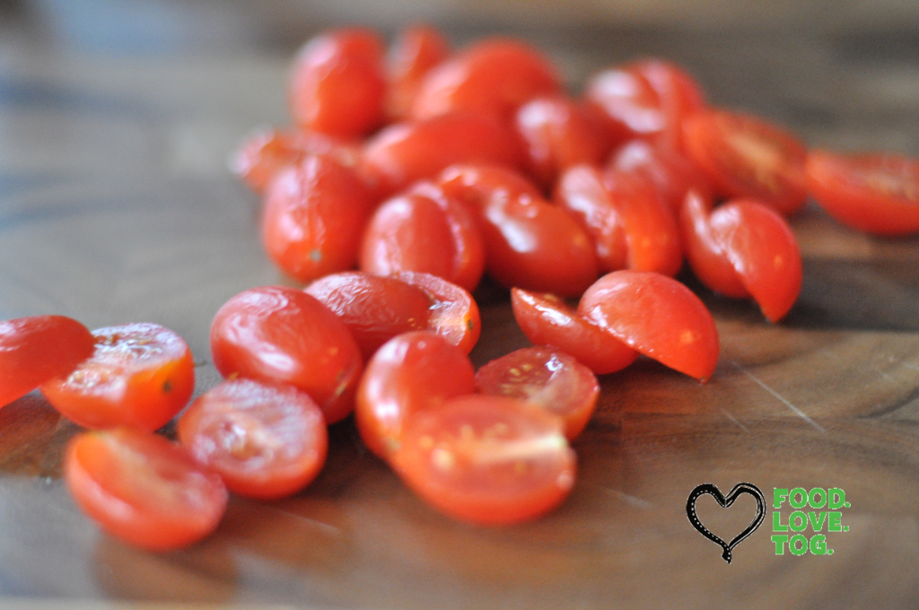 Cherry Tomato & Clementine Crostini- foodlovetog.com