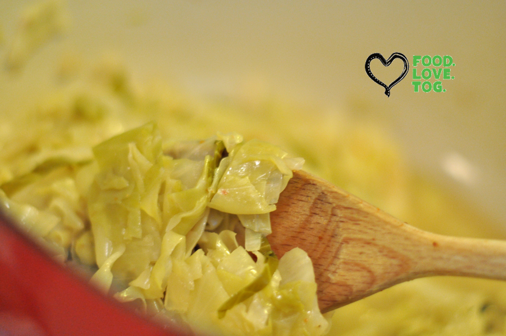 Braised Cabbage | FoodLoveTog