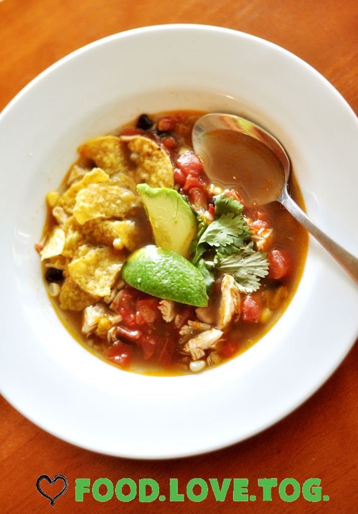 Chicken Tortilla Soup | FoodLoveTog