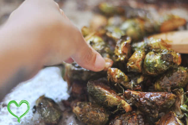 Bacon, Brown Sugar, Balsamic Brussels Sprouts |foodlovetog.com